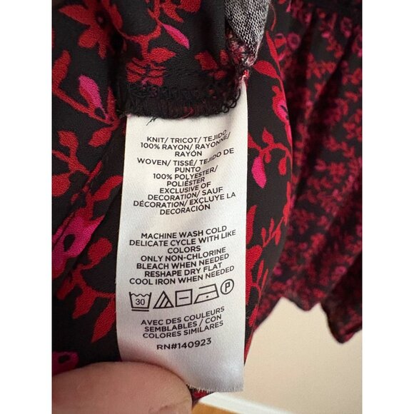 LOFT Women's Long Sleeve Floral Split V-Neck Smocked Button Blouse Size XL - Picture 10 of 12